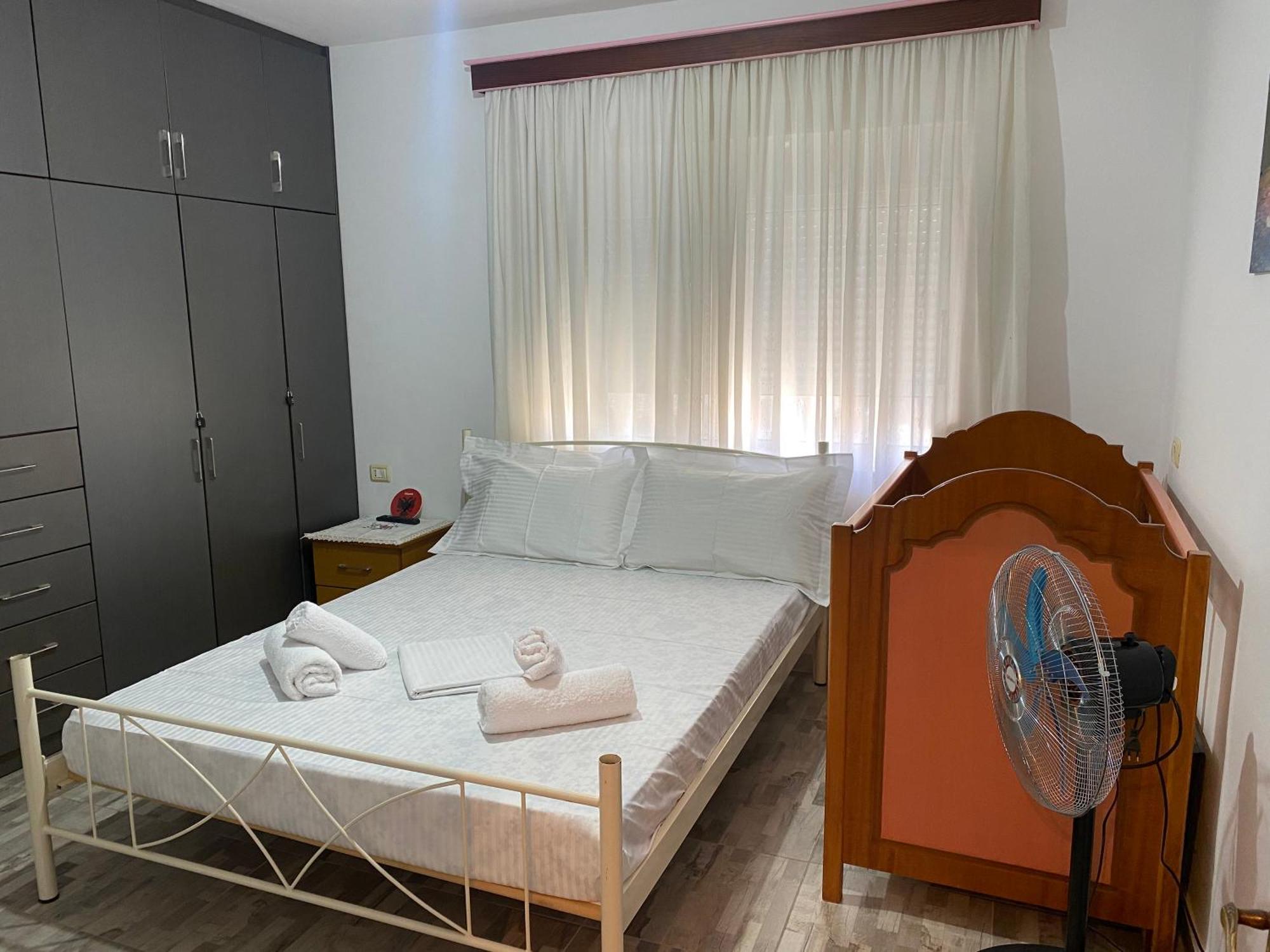 N Apartment *
