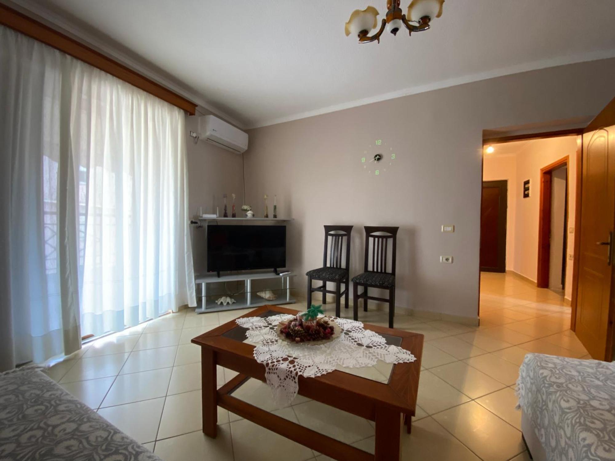Apartment N